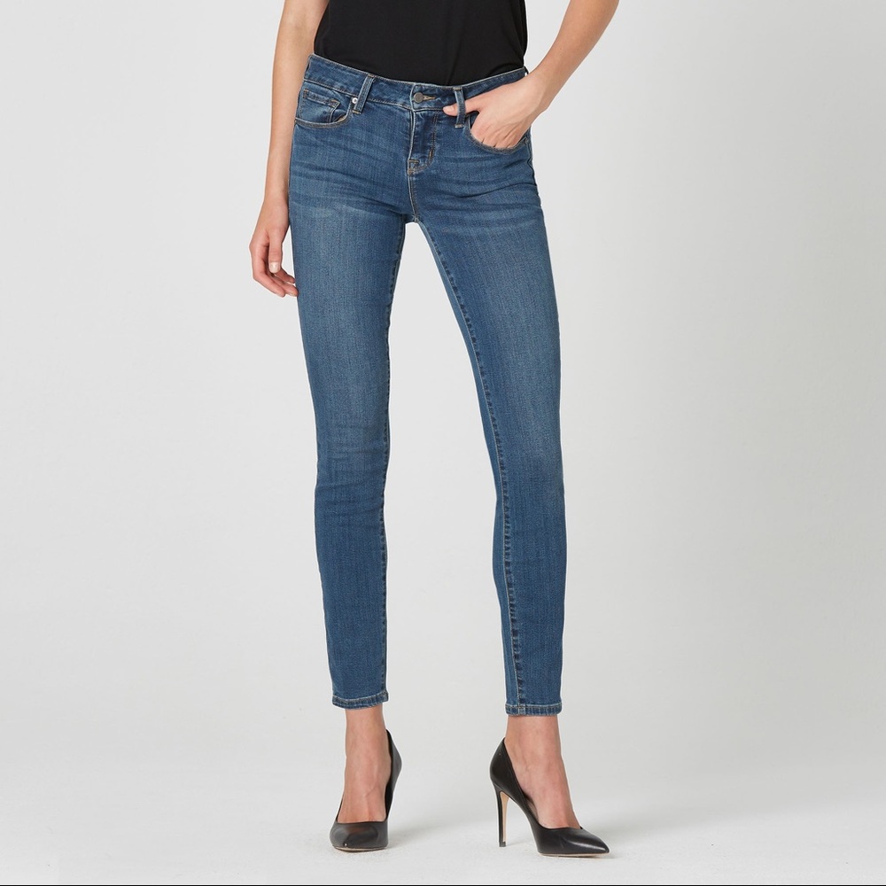 DSTLD Midrise Skinny Jean. Excellent condition